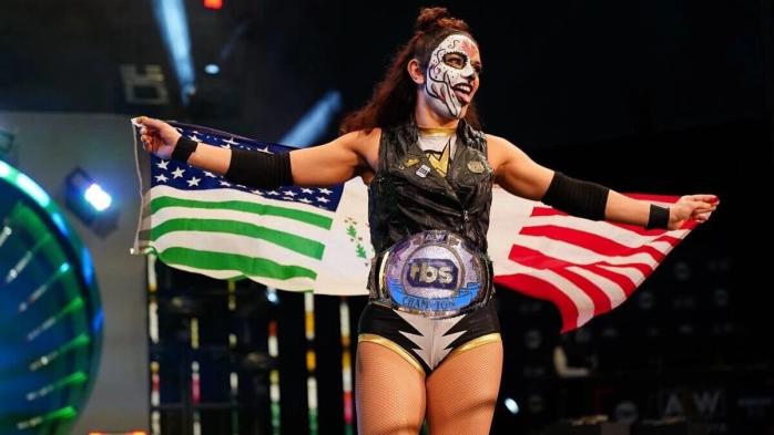 Thunder Rosa elogia el crecimiento de la división femenil de AEW