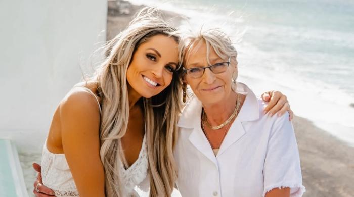 Fallece la madre de Trish Stratus Fallece la madre de Trish Stratus