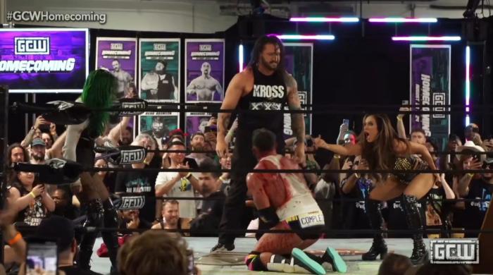 Karrion Kross y Scarlett aparecen por sorpresa en GCW Homecoming Karrion Kross y Scarlett aparecen por sorpresa en GCW Homecoming