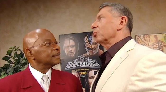 Teddy Long revela detalles de la fiesta del 80 cumpleaños de Vince McMahon Teddy Long revela detalles de la fiesta del 80 cumpleaños de Vince McMahon