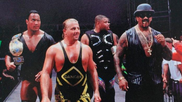 The Godfather explica el motivo por el que Owen Hart fue parte de Nation of Domination The Godfather explica el motivo por el que Owen Hart fue parte de Nation of Domination