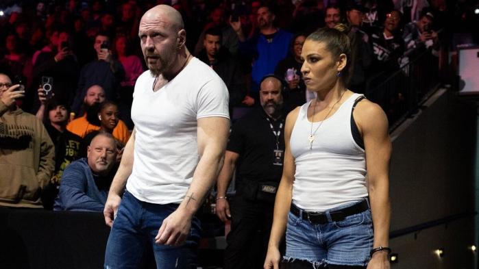 Ronda Rousey: "Jon Moxley es la verdadera fuerza vital de la industria" Ronda Rousey: "Jon Moxley es la verdadera fuerza vital de la industria"