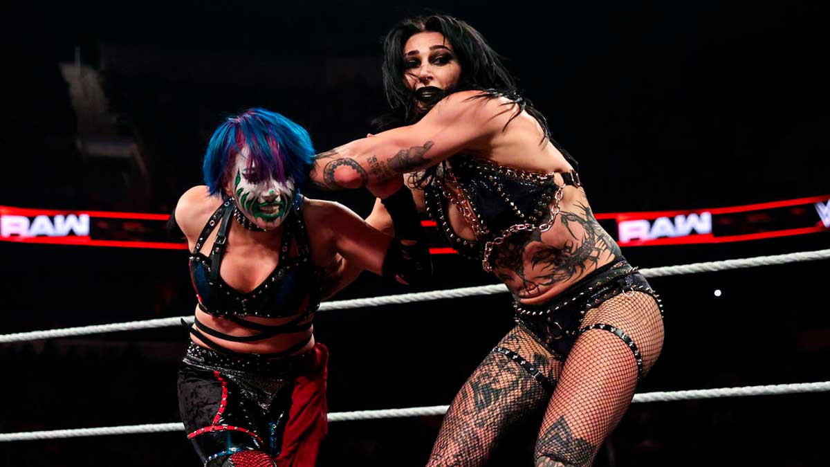 WWE Raw