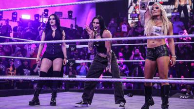 Stephanie Vaquer, Rhea Ripley and Tiffany Stratton 
