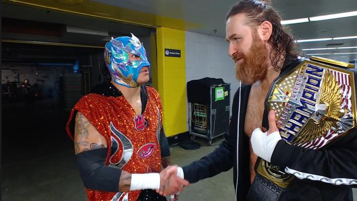 Sami Zayn retiene el Campeonato de Estados Unidos ante Rey Fénix en WWE SmackDown Sami Zayn retiene el Campeonato de Estados Unidos ante Rey Fénix en WWE SmackDown