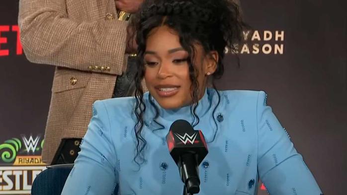 Thunder Rosa critica la opinión de Bianca Belair sobre WrestleMania en Riyadh Thunder Rosa critica la opinión de Bianca Belair sobre WrestleMania en Riyadh