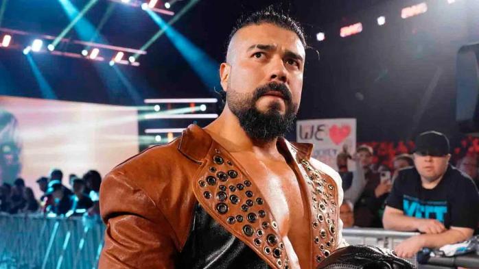 Andrade fue escoltado en un show de WWE antes de su salida Andrade fue escoltado en un show de WWE antes de su salida