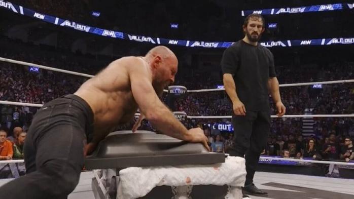 Jon Moxley derrota a Darby Allin con ayuda de PAC en AEW All Out 2025 Jon Moxley derrota a Darby Allin con ayuda de PAC en AEW All Out 2025