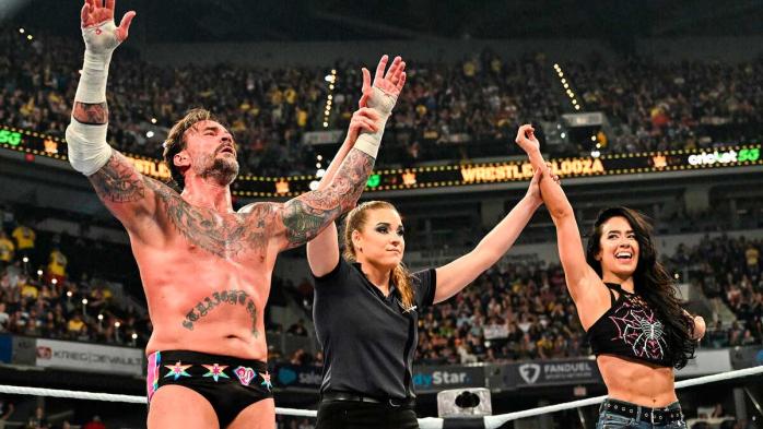 AJ Lee y CM Punk consiguen la victoria en WWE Wrestlepalooza
