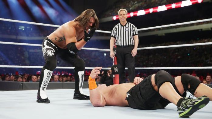 John Cena propone a AJ Styles un último enfrentamiento entre ambos
