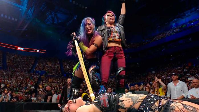Rhea Ripley vence a Kairi Sane en WWE Raw Australia