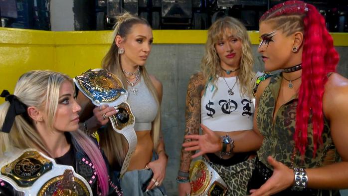 Charlotte Flair y Alexa Bliss defenderán los Campeonatos por Parejas de Mujeres de WWE ante ZaRuca en SmackDown Charlotte Flair y Alexa Bliss defenderán los Campeonatos por Parejas de Mujeres de WWE ante ZaRuca en SmackDown