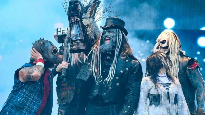 Los Wyatt Sicks reviven el legado de Bray Wyatt en la casa del Firefly Fun House