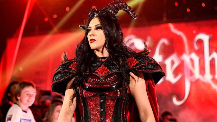 WWE estudia dos rivales para Stephanie Vaquer en WrestleMania 42