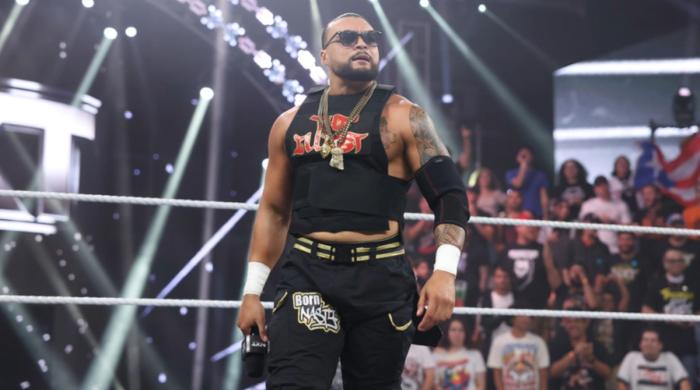 Mike Santana podría no aparecer en TNA Turning Point por decisión propia