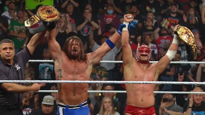 Dragón Lee y AJ Styles retienen los Campeonatos Mundiales por Parejas en WWE Raw