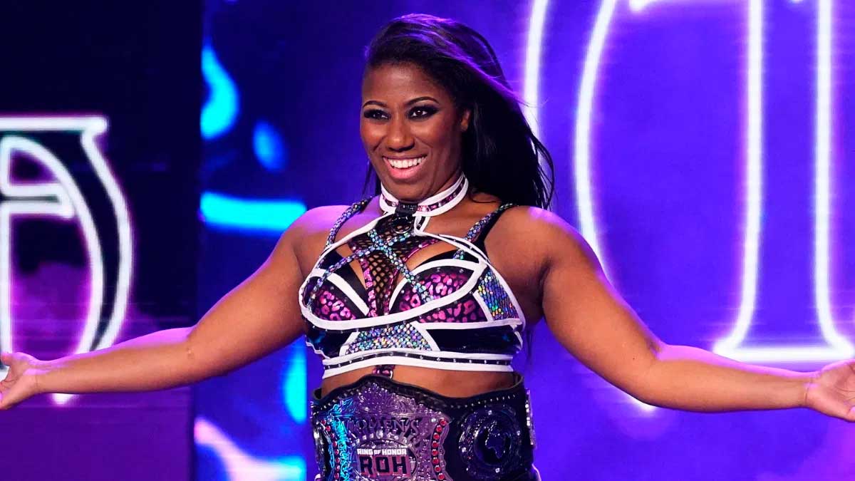 Athena cumple tres años como campeona de ROH