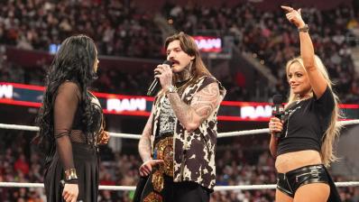 Stephanie Vaquer vs. Liv Morgan 