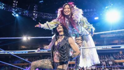 Rhea Ripley e IYO SKY 