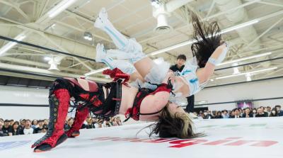 STARDOM