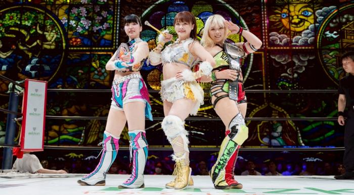 STARDOM