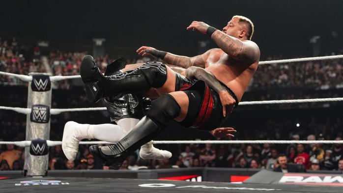WWE Raw
