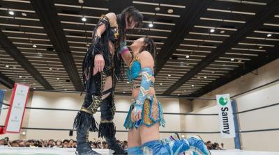 STARDOM