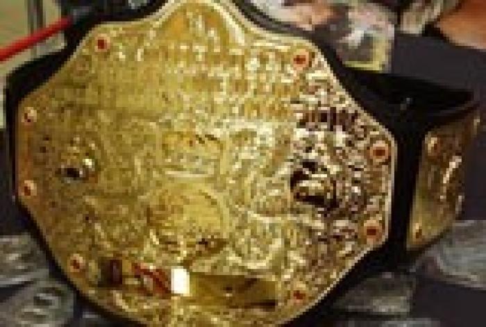 La decadencia del World Heavyweight Championship (III)