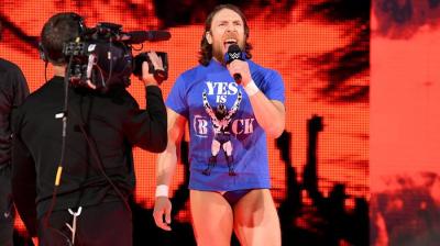 Daniel Bryan felicita públicamente a los organizadores de All In