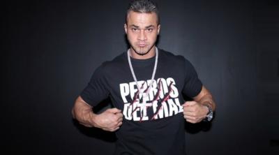 Teddy Hart: 'Estoy intentando perdonarme por el tiempo perdido'