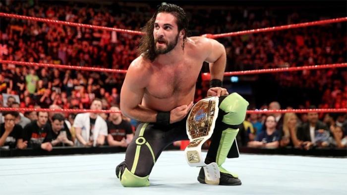 Seth Rollins: 'El único luchador que ha tenido un año tan bueno como yo es AJ Styles'