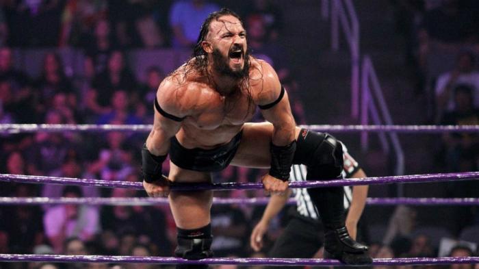 Neville termina su contrato con WWE