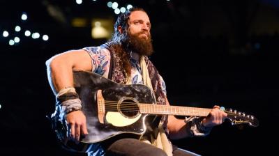 Elias, sobre su llegada a Monday Night Raw: 'Cuando ves las reacciones de la gente te das cuenta de que era el momento adecuado'