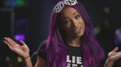 WWE noticias y rumores: Incertidumbre en torno al estado de Sasha Banks - Carmella, sobre su cambio de imagen