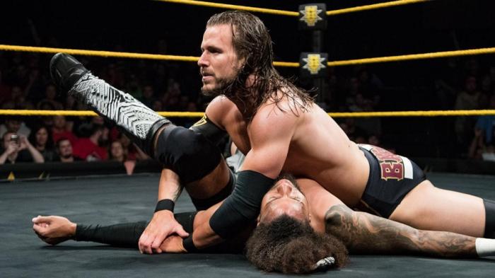 Adam Cole: 'La gente no me cree cuando digo que soy luchador'