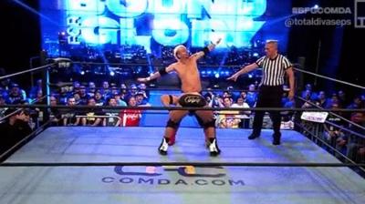 James Ellsworth debuta en Impact Wrestling en el evento Bound For Glory