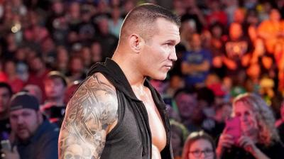 Randy Orton opina que WWE debería celebrar Crown Jewel en Arabia Saudí