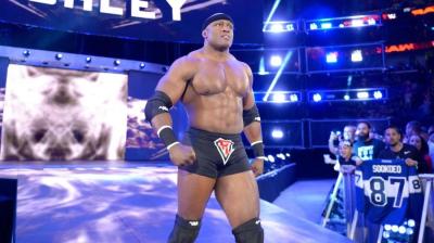 Bobby Lashley estaría trabajando con una lesión de hombro