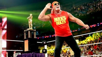 Hulk Hogan será el anfitrión de WWE Crown Jewel