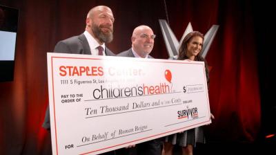 WWE Raw: Braun Strowman lesionado - El Staples Center hace una donación en honor a Roman Reigns