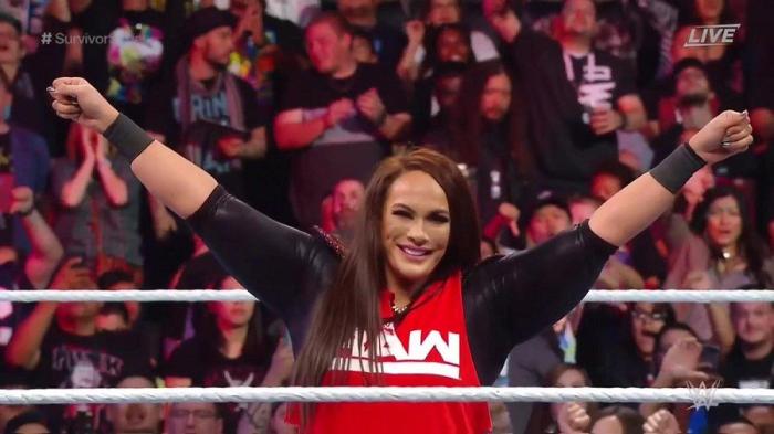 El equipo femenino de RAW derrota al de SmackDown en el combate tradicional de WWE Survivor Series