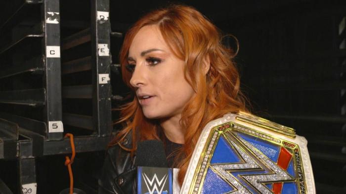 Becky Lynch: 'Me presenté a trabajar varias veces después del incidente en Raw'
