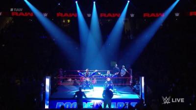 Bobby Roode y Chad Gable retienen los Campeonatos en parejas de RAW ante The Revival