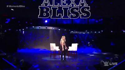 Alexa Bliss anuncia su participación en Royal Rumble durante Monday Night Raw