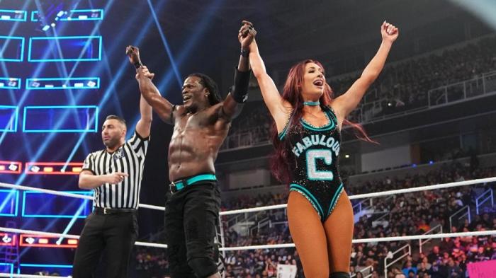 Carmella: 'Mi amistad con R-Truth en la vida real es igual que en televisión'