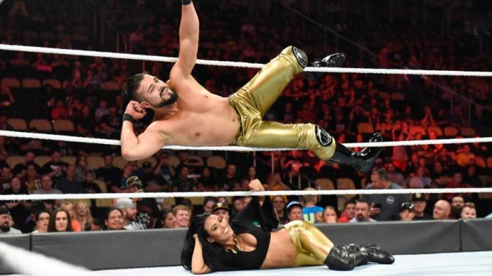 Andrade Cien Almas estaría barajando la posibilidad de dejar WWE