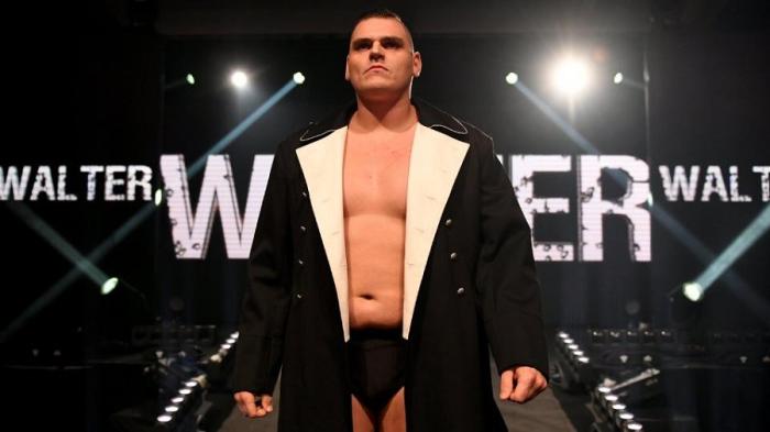 WALTER aparece tras la defensa titular de Pete Dunne en NXT UK Takeover: Blackpool
