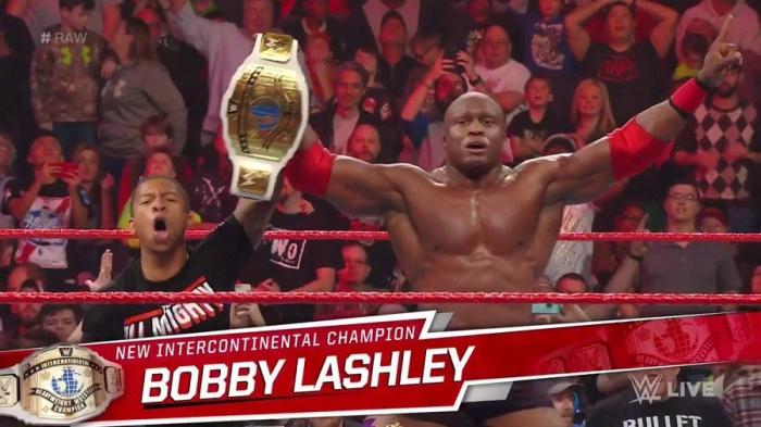 Bobby Lashley se convierte en el nuevo campeón Intercontinental en Monday Night Raw