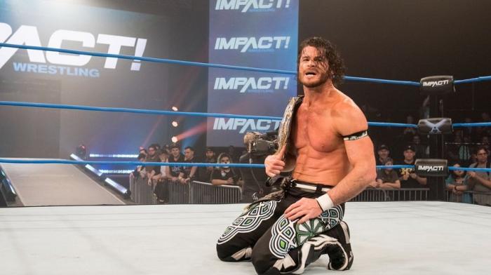 Una lesión de rodilla obligará a Matt Sydal a pasar por quirófano