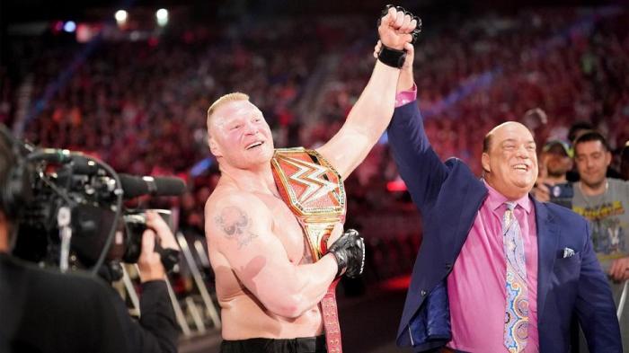 Brock Lesnar retiene el Campeonato Universal ante Finn Bálor durante WWE Royal Rumble